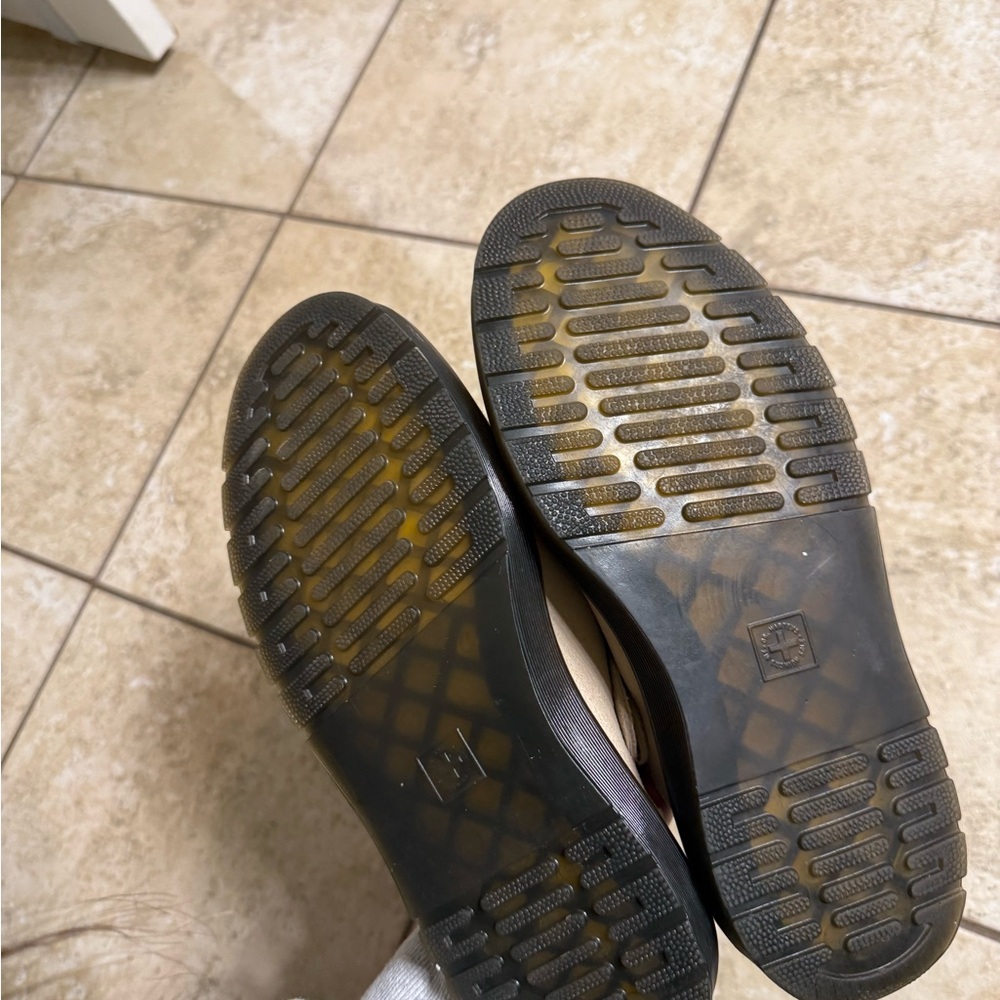Dr Martens Carlson Mule - Picture 3 of 4